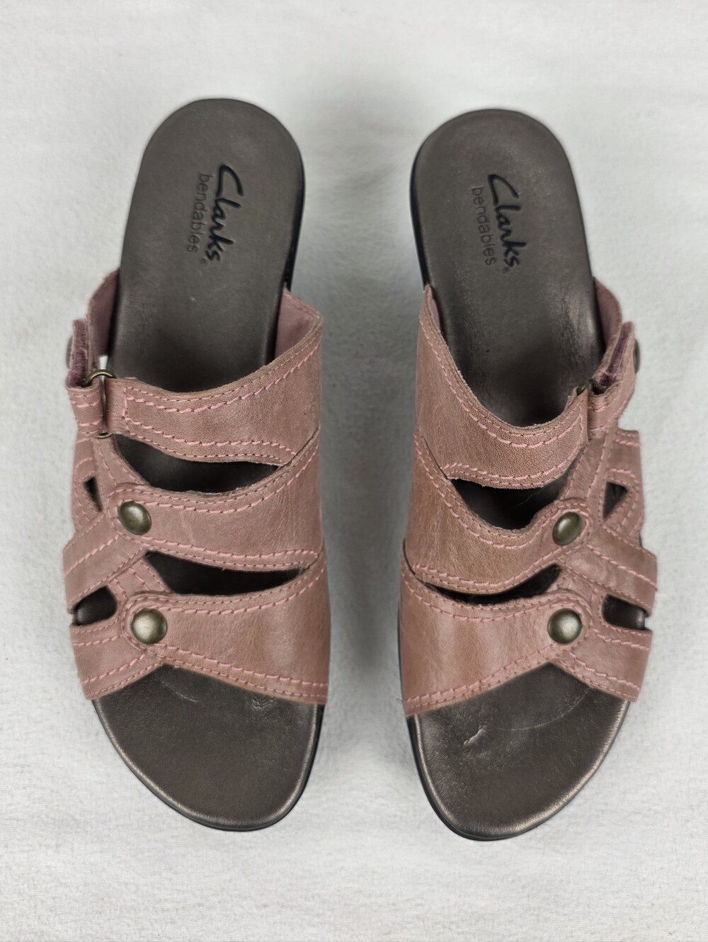 Clarks Bendables Leather Wedge Sandals Size 8.5M Comfort